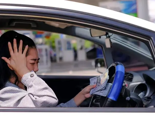 Wrongful death and medical bill recovery lawyer for rideshare wreck near Sun Bowl Amphitheater